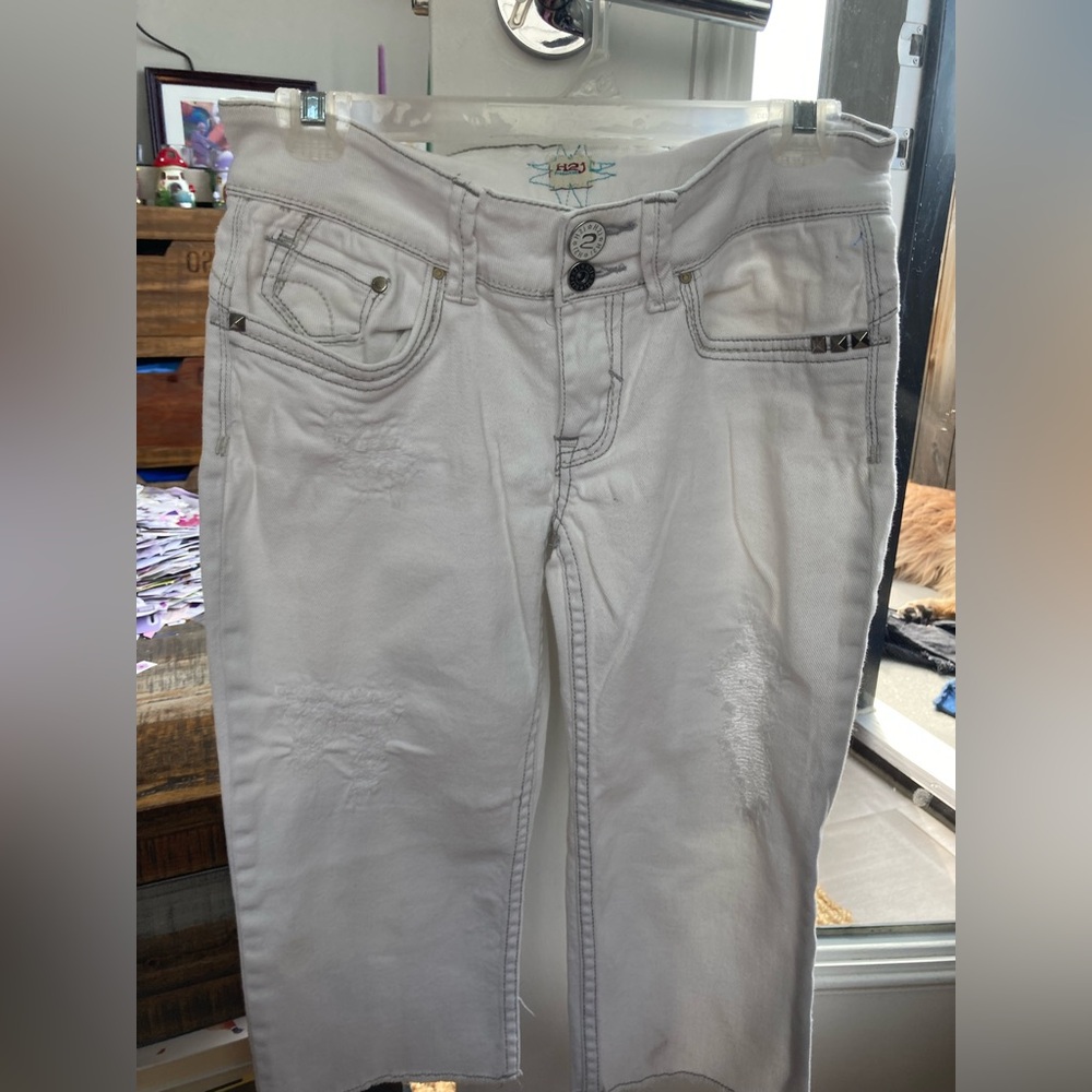 H2J white capri pants size 9/10 in great condition no stains or wear